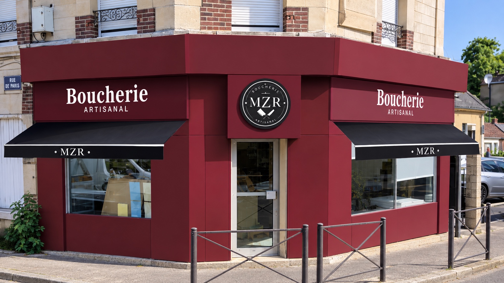 Devanture MZR retouchée depuis le projet fourni : façade bordeaux, stores noirs et logo central